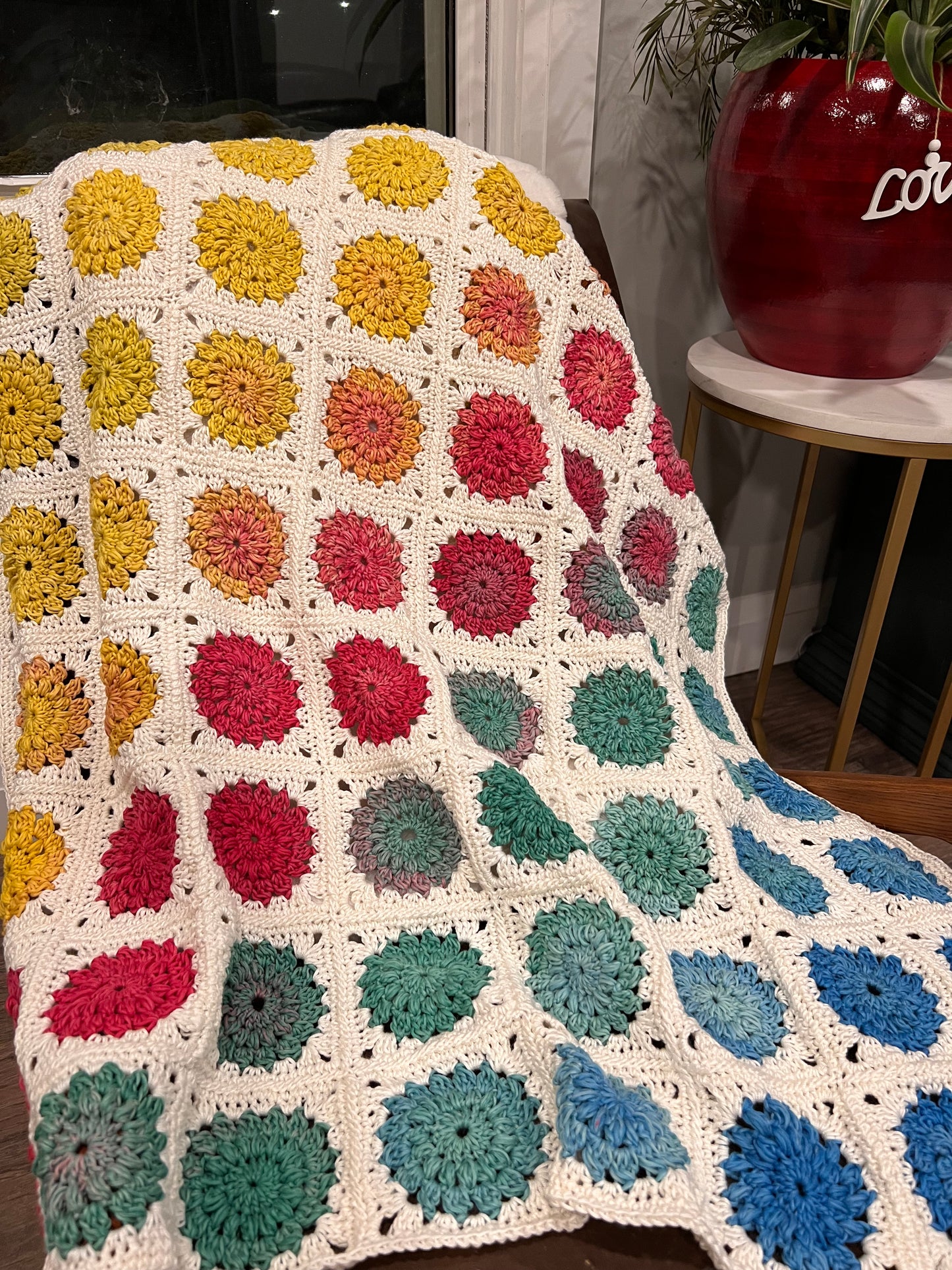 'Twister in Ombre' Crochet Throw 33" x 44"